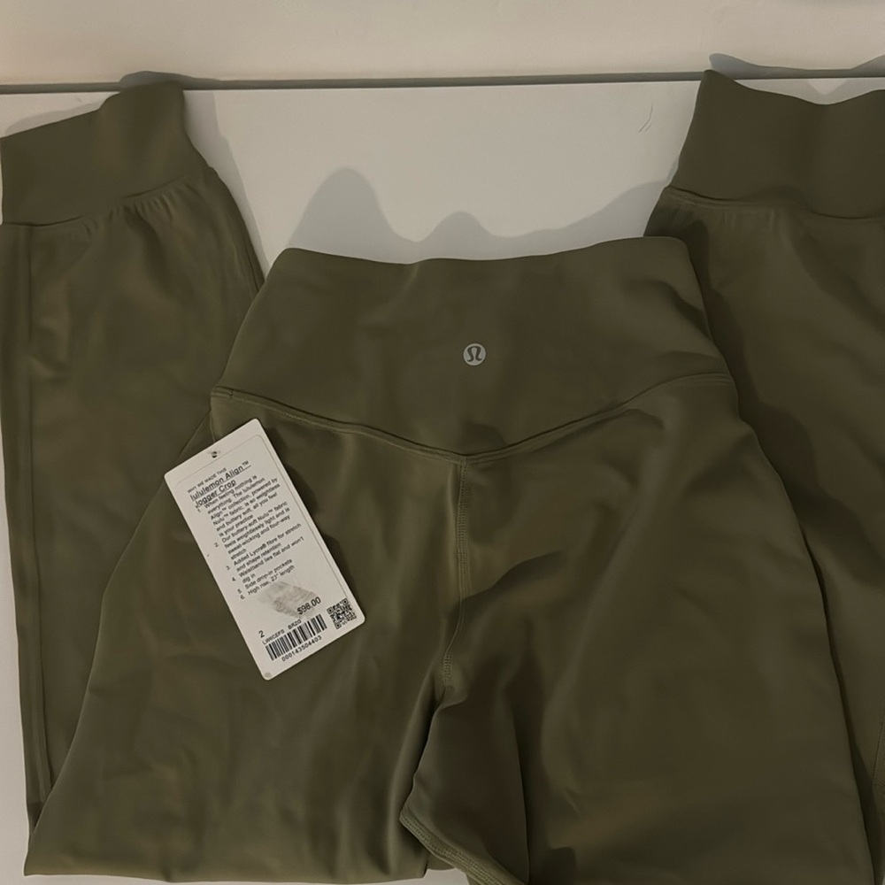 Lululemon joggers